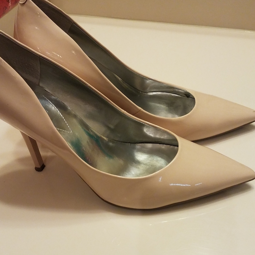 Size 11 Ivory Pumps